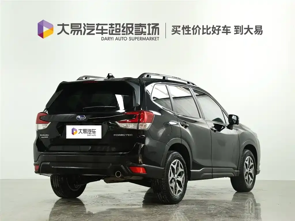 Subaru Forester — фото 3
