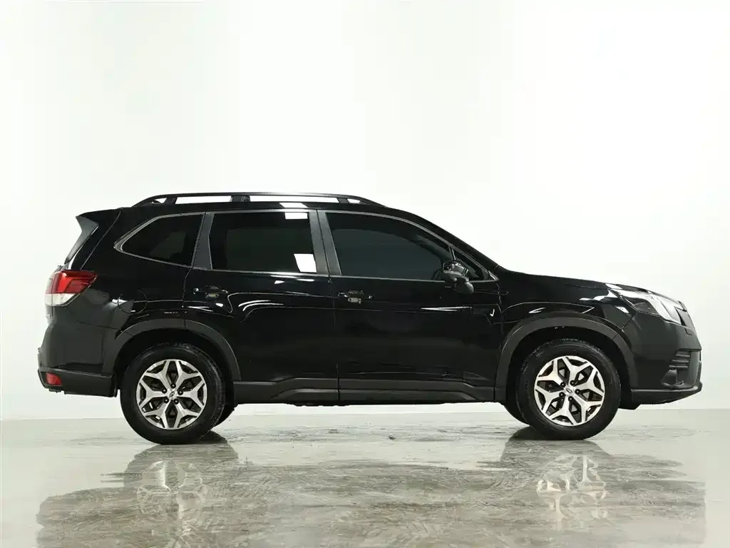 Subaru Forester — фото 6