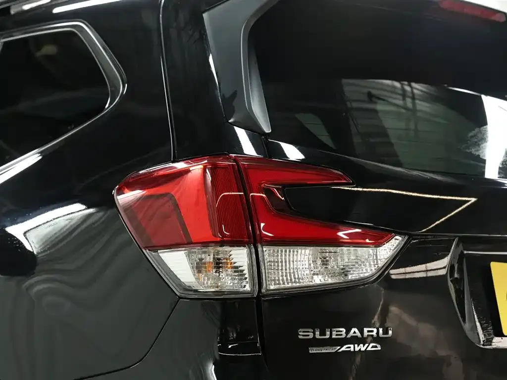 Subaru Forester — фото 9