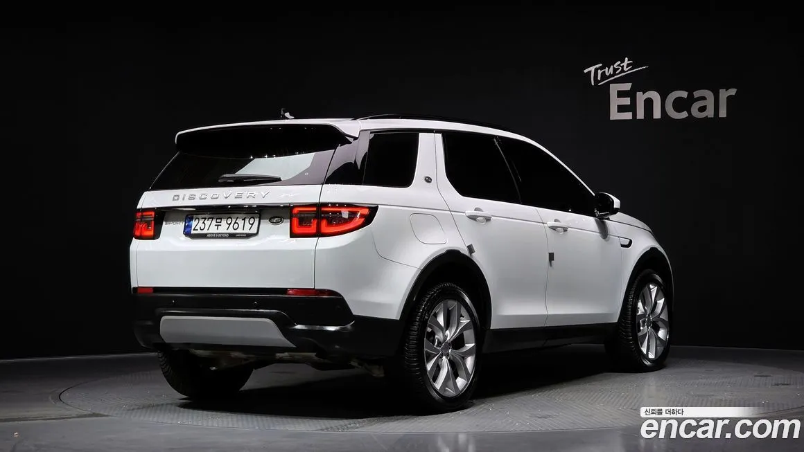 Land Rover Discovery Sport — фото 3