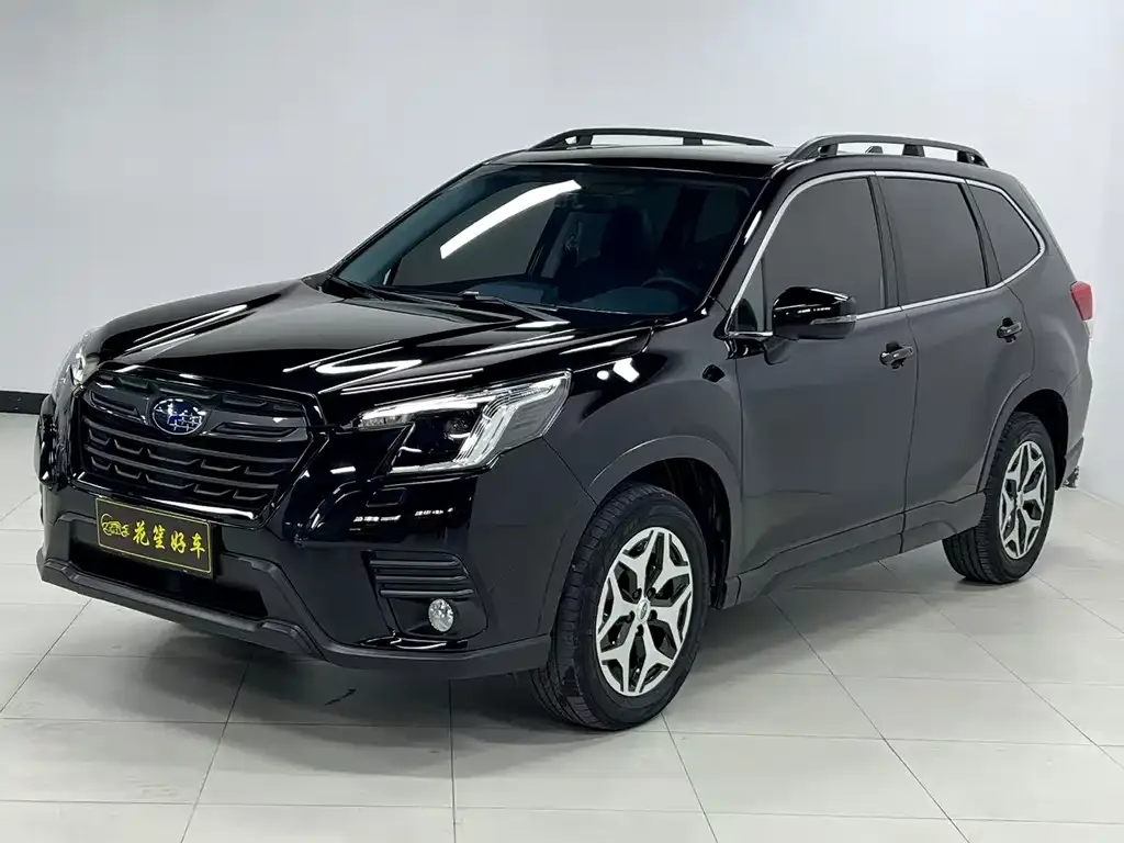 Subaru Forester — фото 1