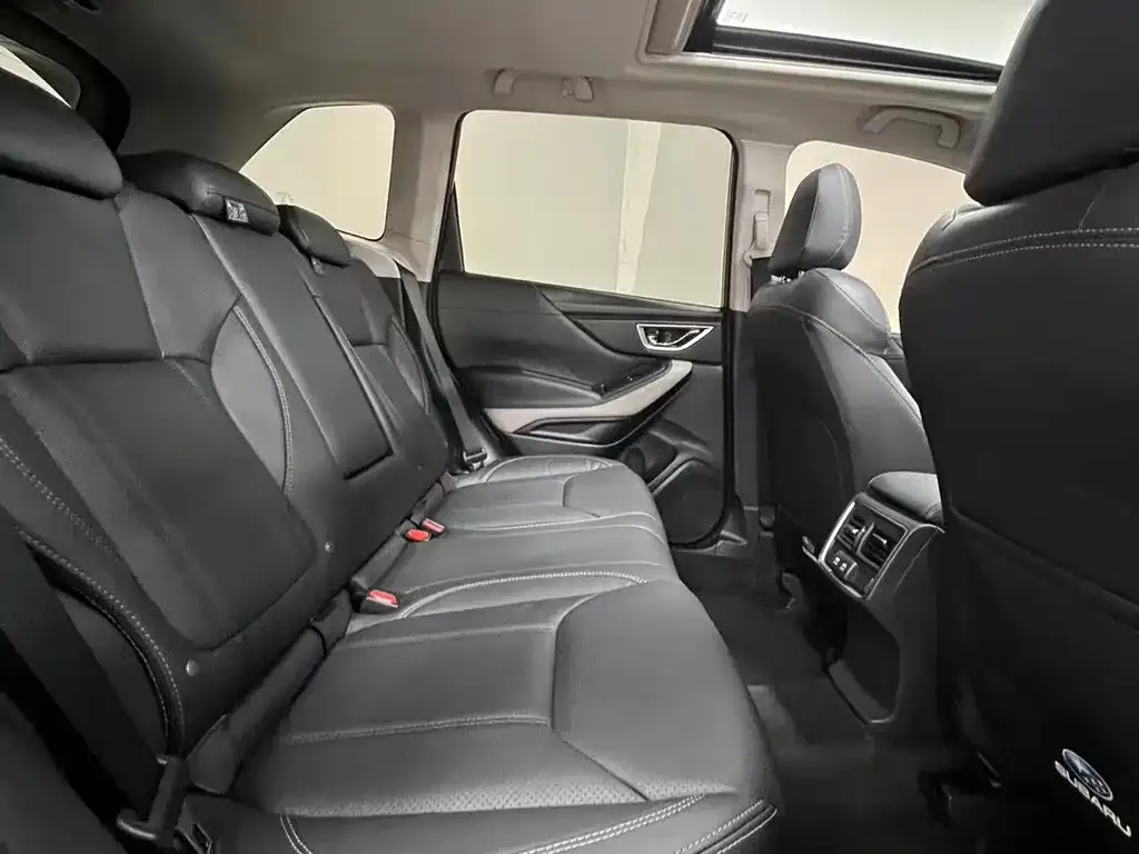Subaru Forester — фото 6