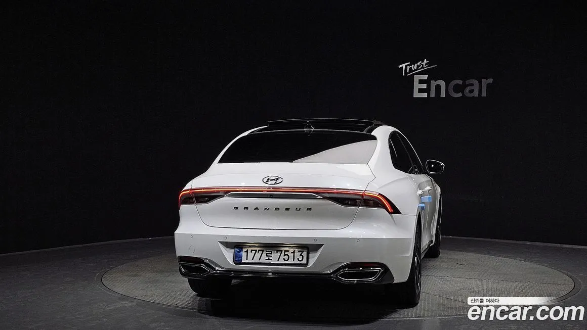 Hyundai Grandeur — фото 4