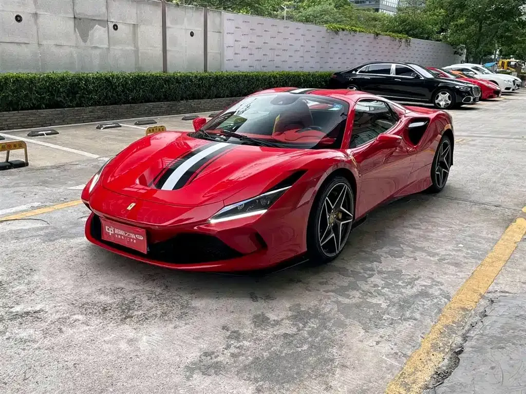 Ferrari F8 — фото 1