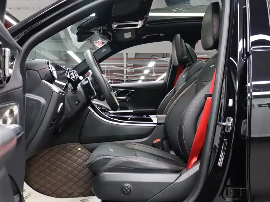 Mercedes-Benz GLC AMG — фото 10