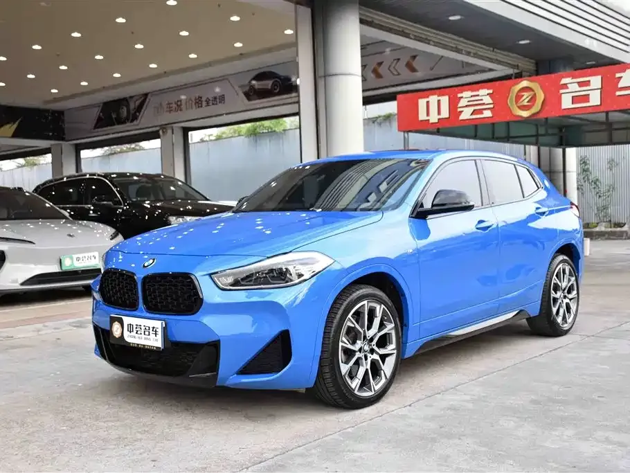 BMW X2 — фото 1