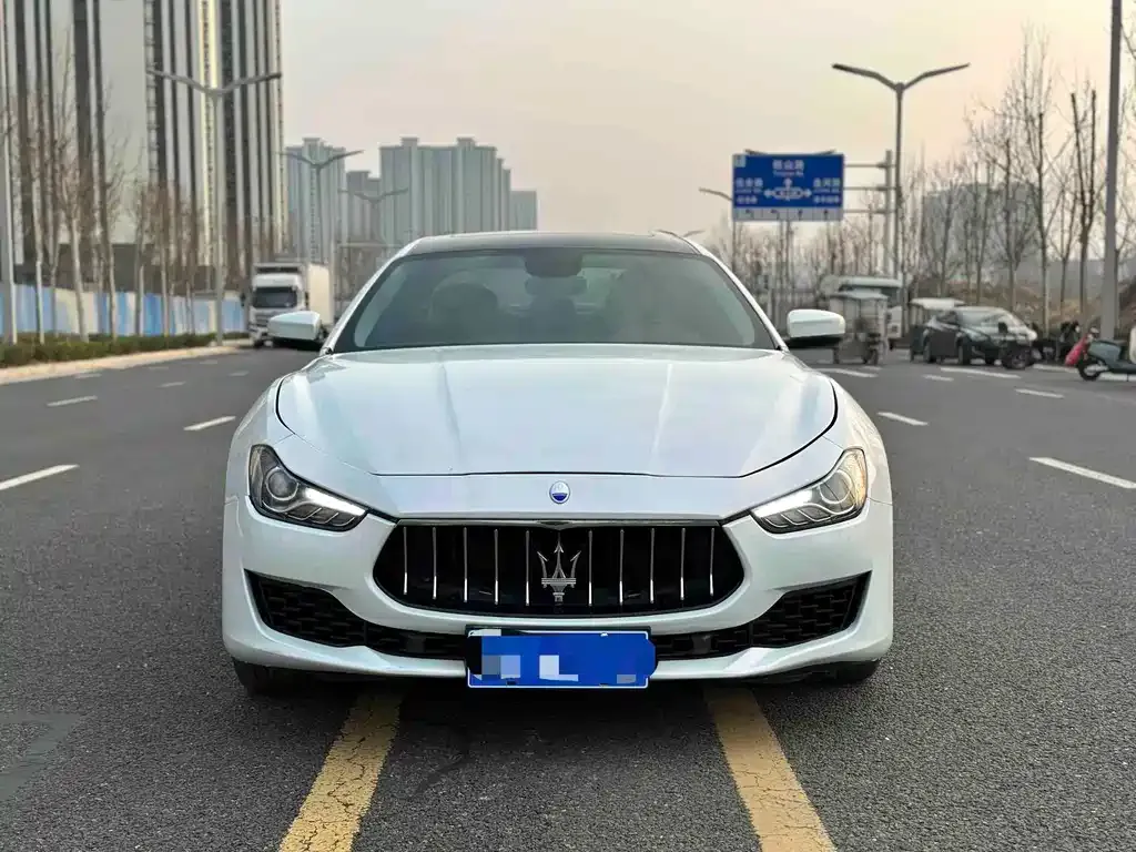 Maserati Ghibli — фото 4