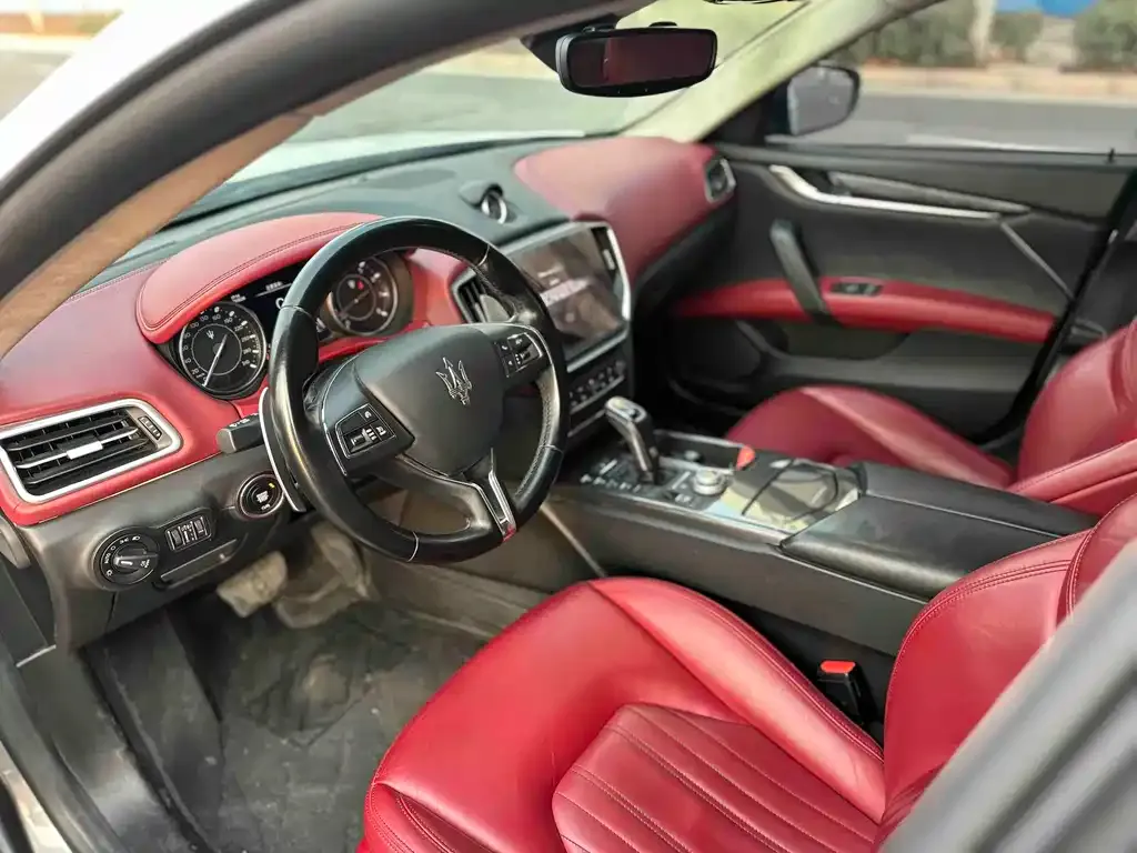 Maserati Ghibli — фото 6