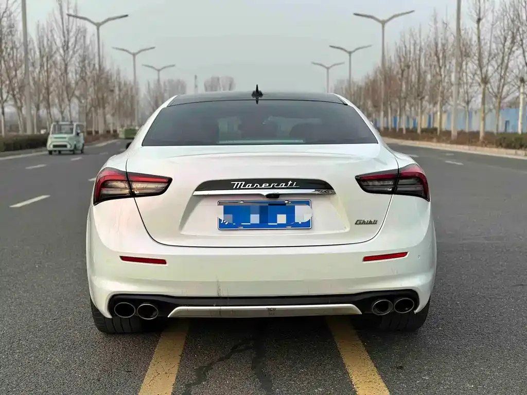 Maserati Ghibli — фото 7