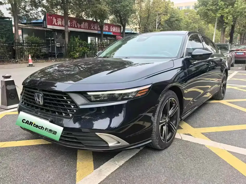 Honda Accord New Energy — фото 1
