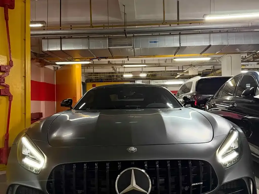 Mercedes-Benz AMG GT — фото 1