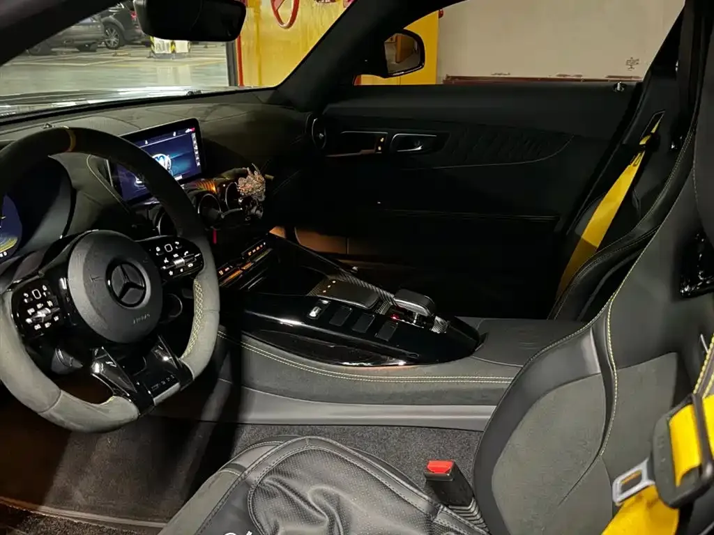 Mercedes-Benz AMG GT — фото 6