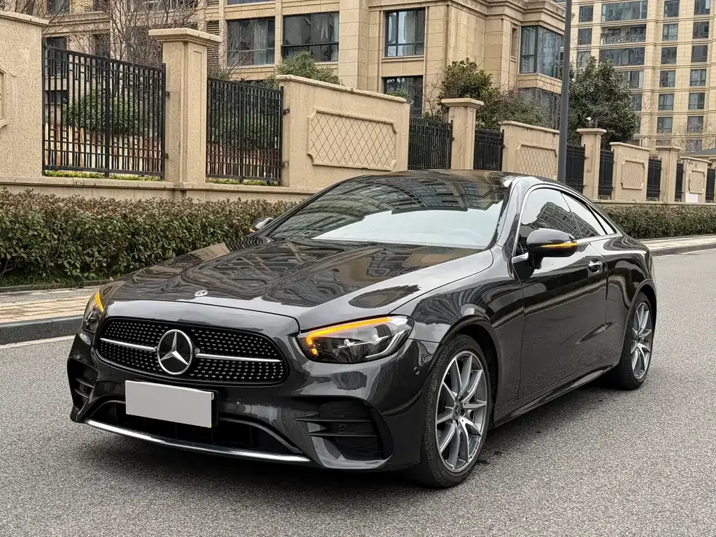 Mercedes-Benz E-Class (Import) — фото 1