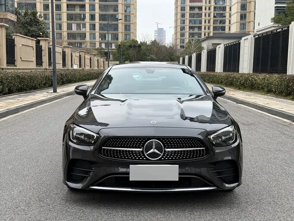 Mercedes-Benz E-Class (Import) — фото 4