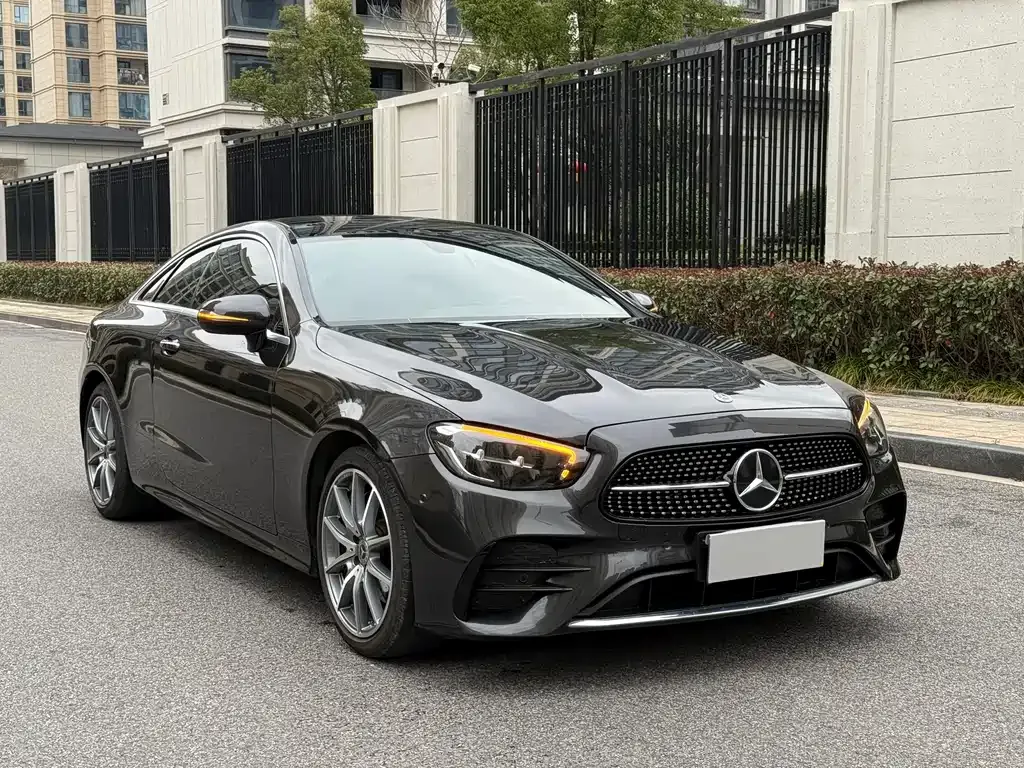 Mercedes-Benz E-Class (Import) — фото 9
