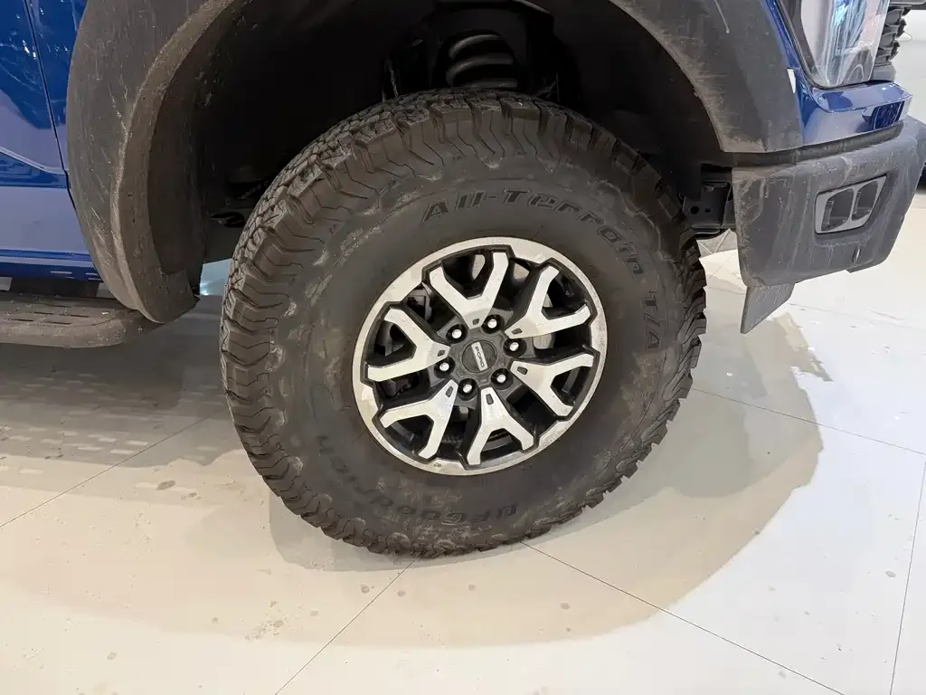Ford F-150 Raptor — фото 8