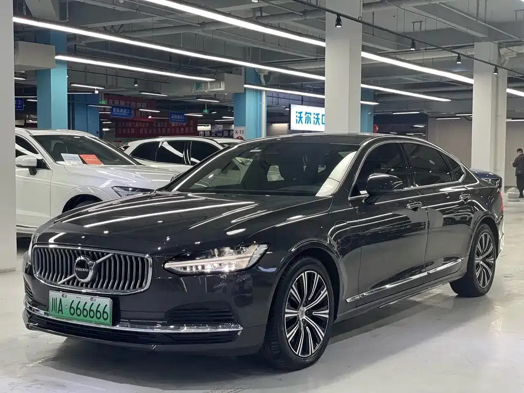 Volvo S90 PHEV — фото 1