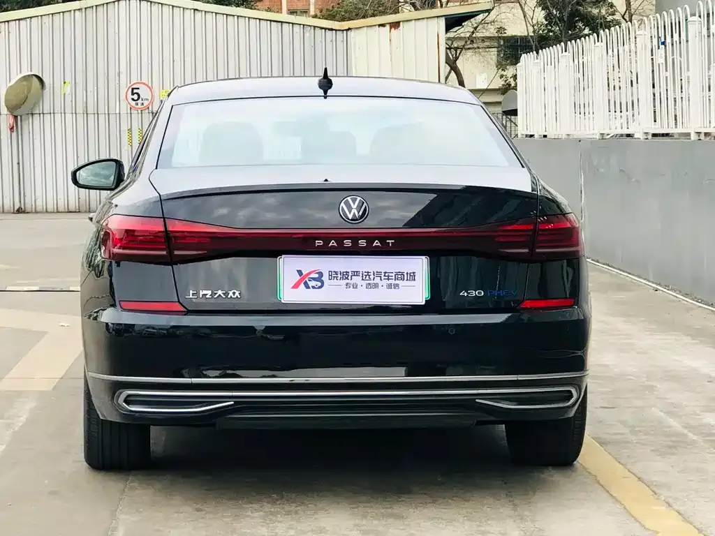 Volkswagen Passat New Energy — фото 6
