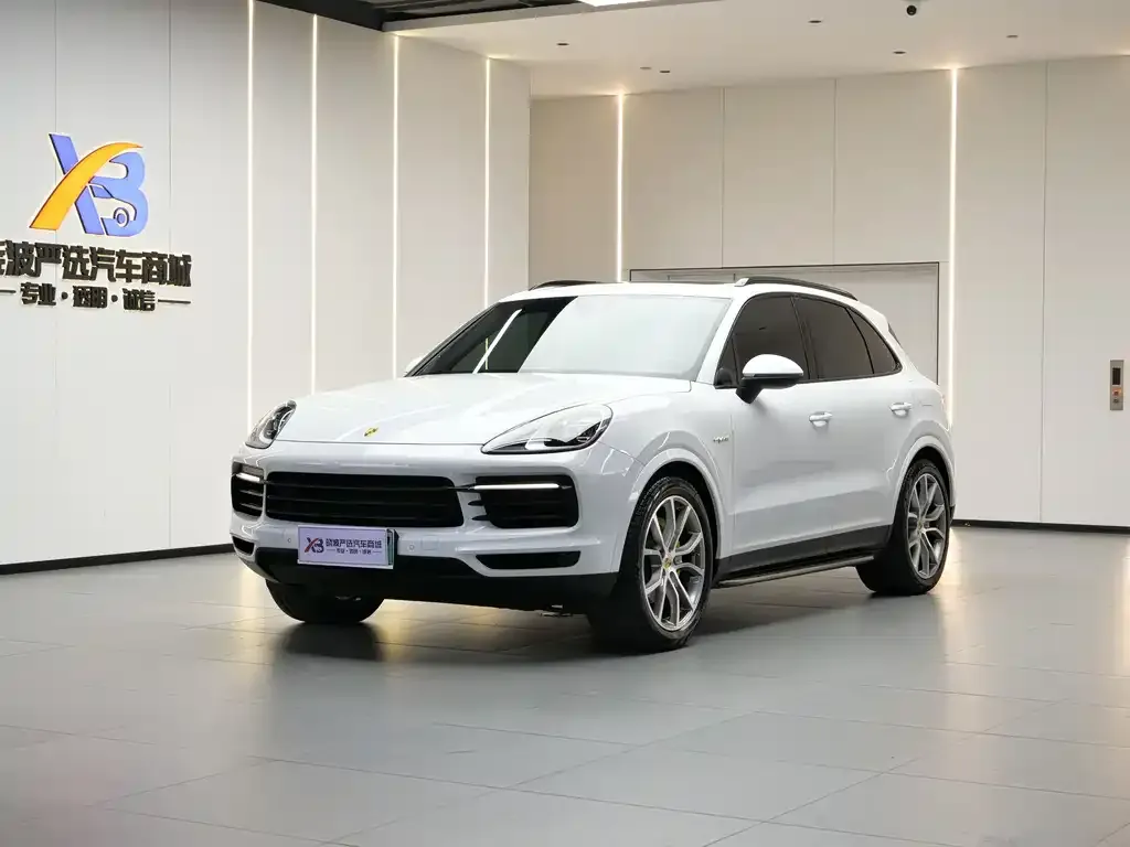 Porsche Cayenne Hybrid — фото 1