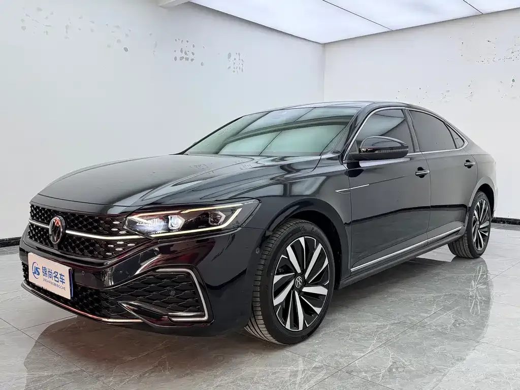 Volkswagen Passat — фото 5