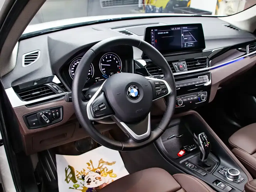 BMW X1 — фото 2