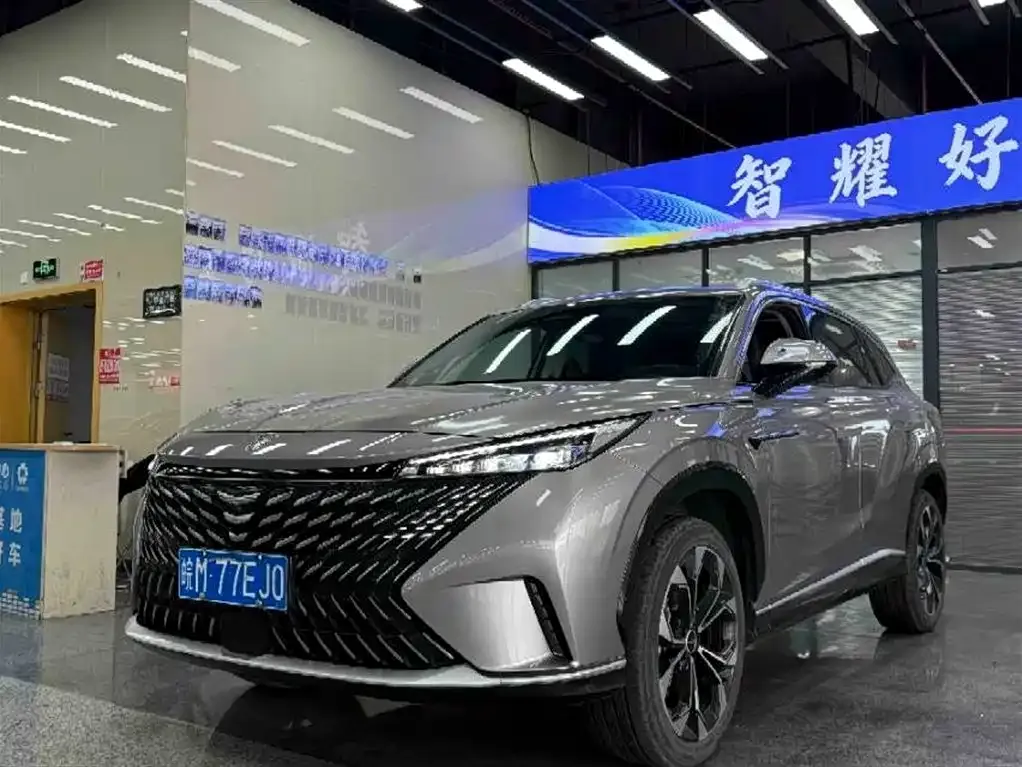 Roewe RX5 — фото 1