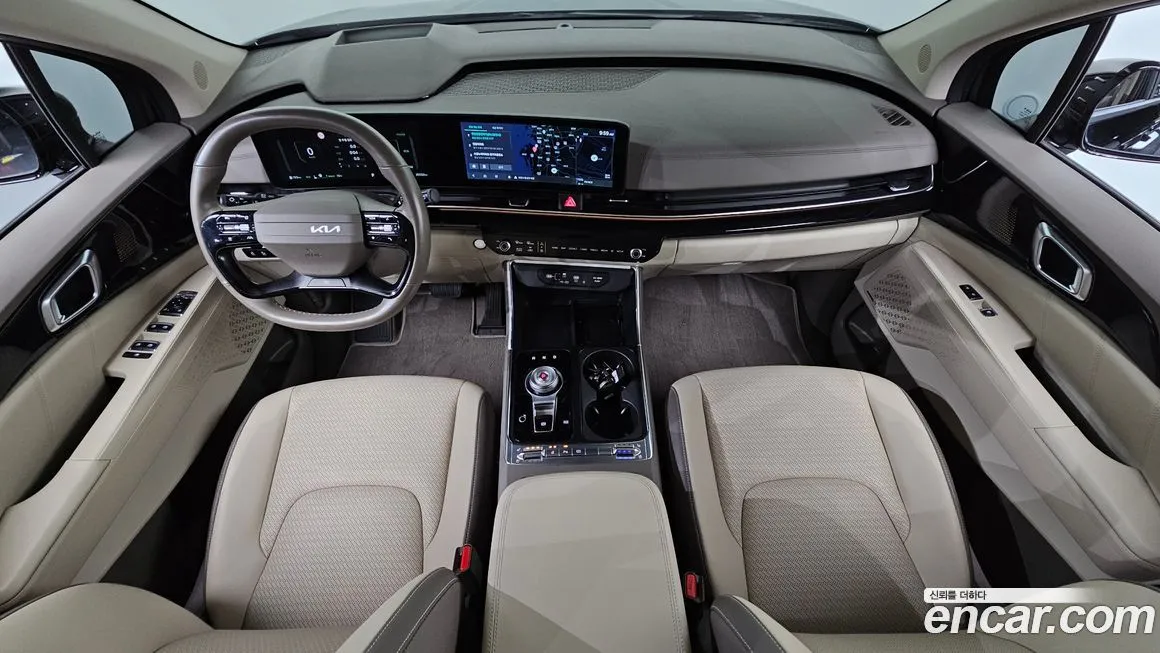 Kia Carnival — фото 10
