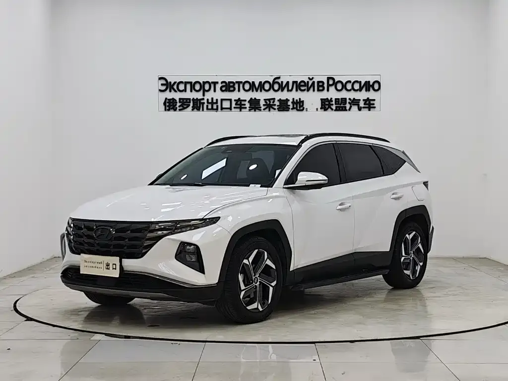 Hyundai Tucson — фото 1