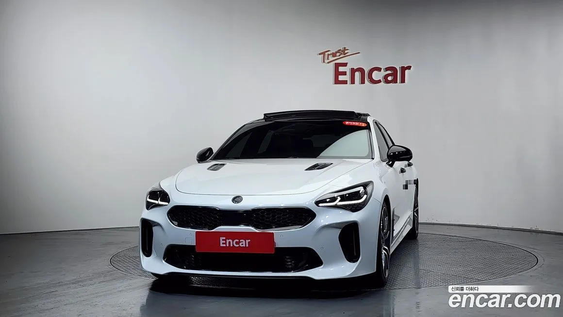 Kia Stinger — фото 8