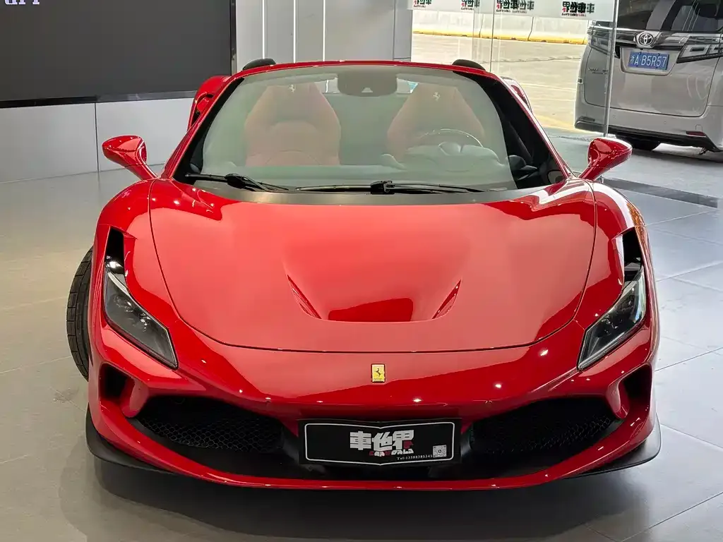 Ferrari F8 — фото 1