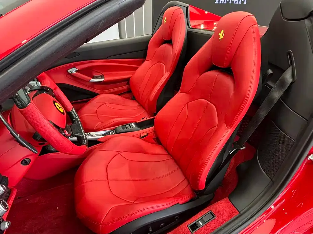 Ferrari F8 — фото 9