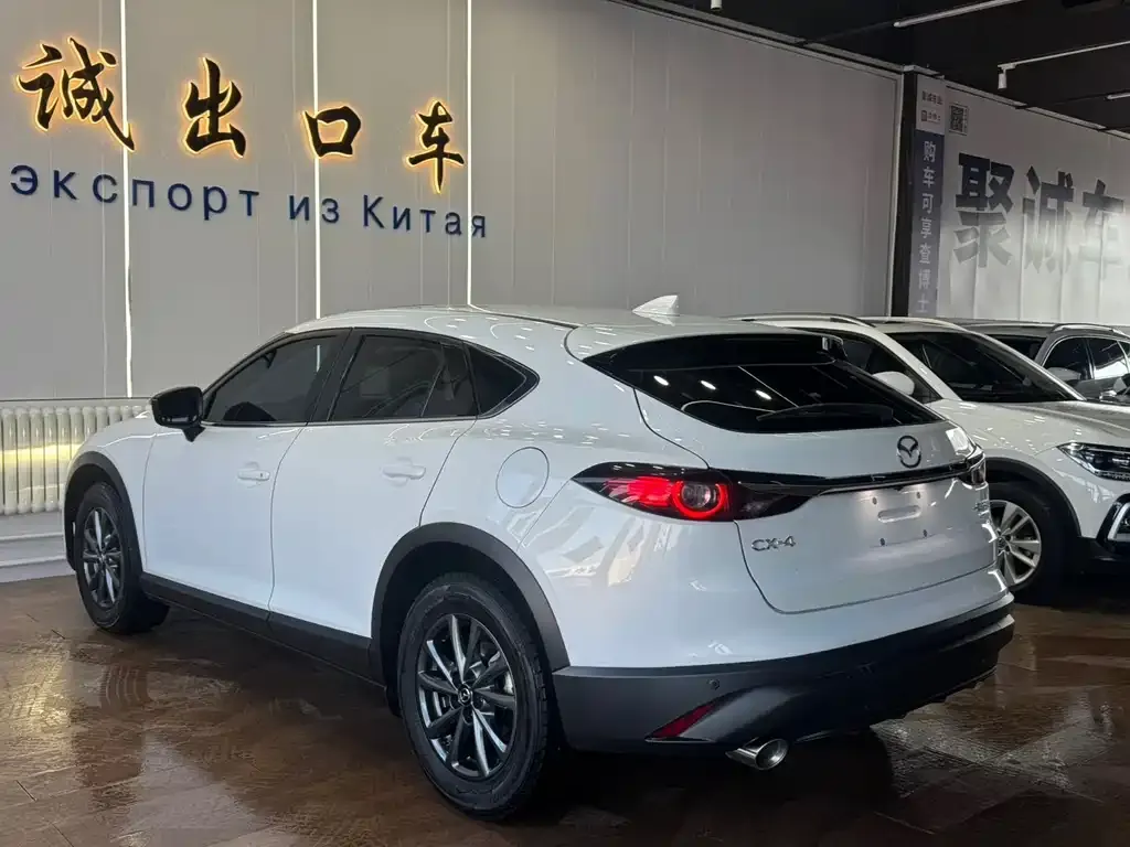 Mazda CX-4 — фото 9