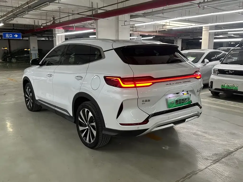 BYD PLUS New Energy — фото 3