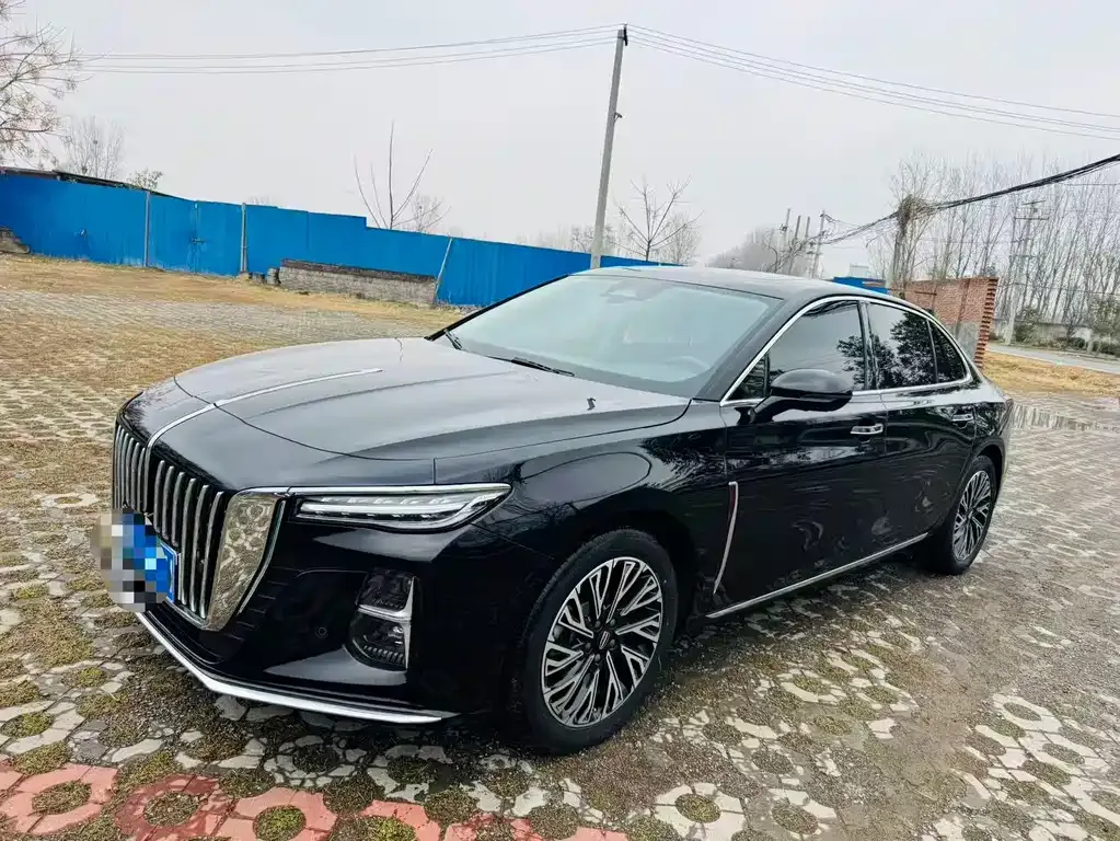 Hongqi H5 — фото 1