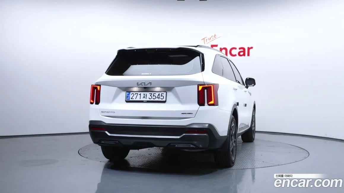 Kia Sorento — фото 4