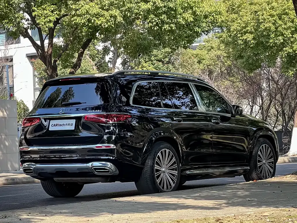 Mercedes-Benz GLS — фото 9