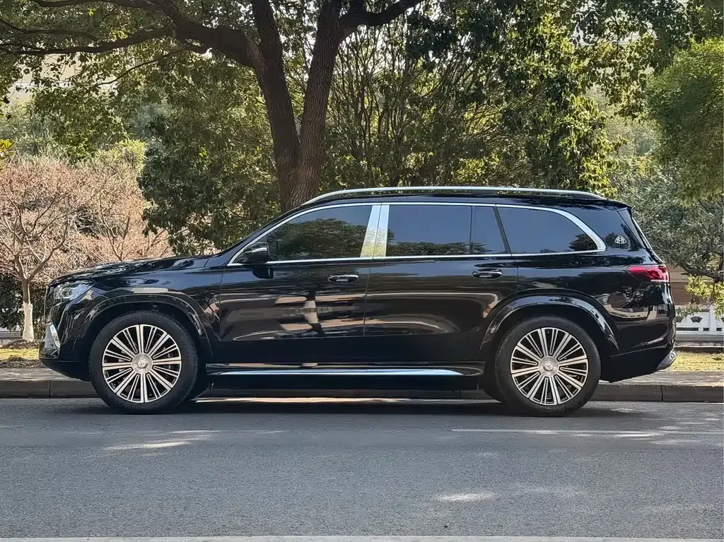 Mercedes-Benz GLS — фото 7