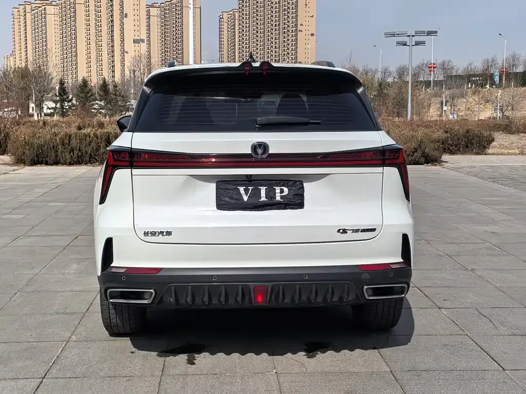 Changan CS75PLUS — фото 10