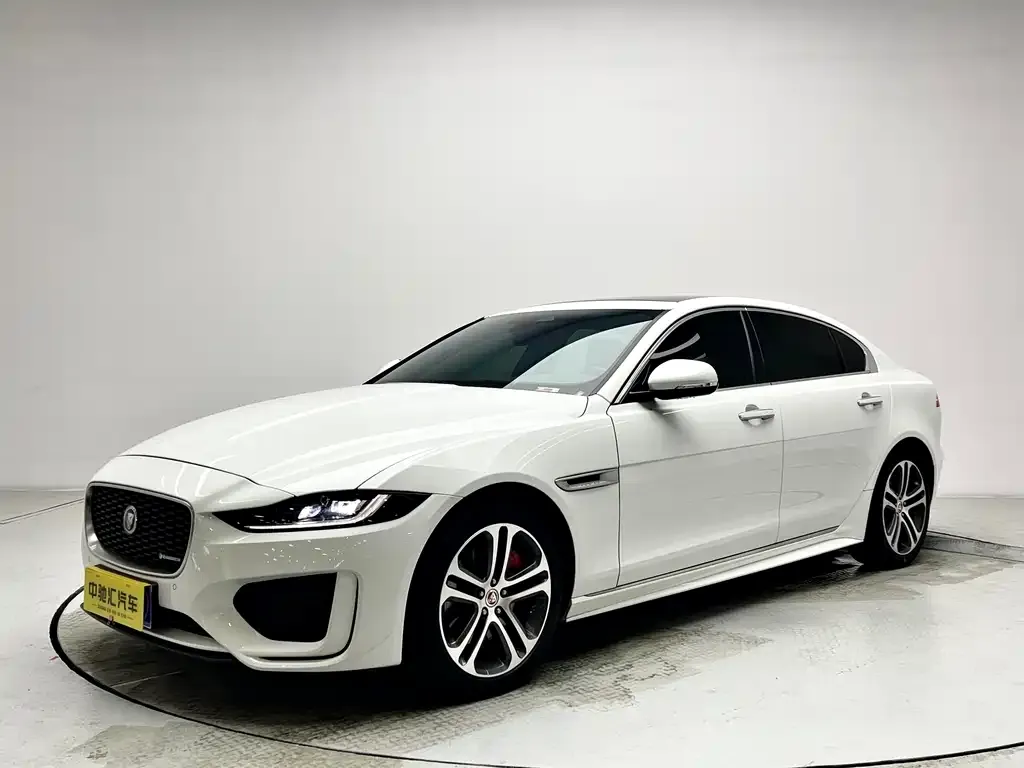 Jaguar XEL — фото 1