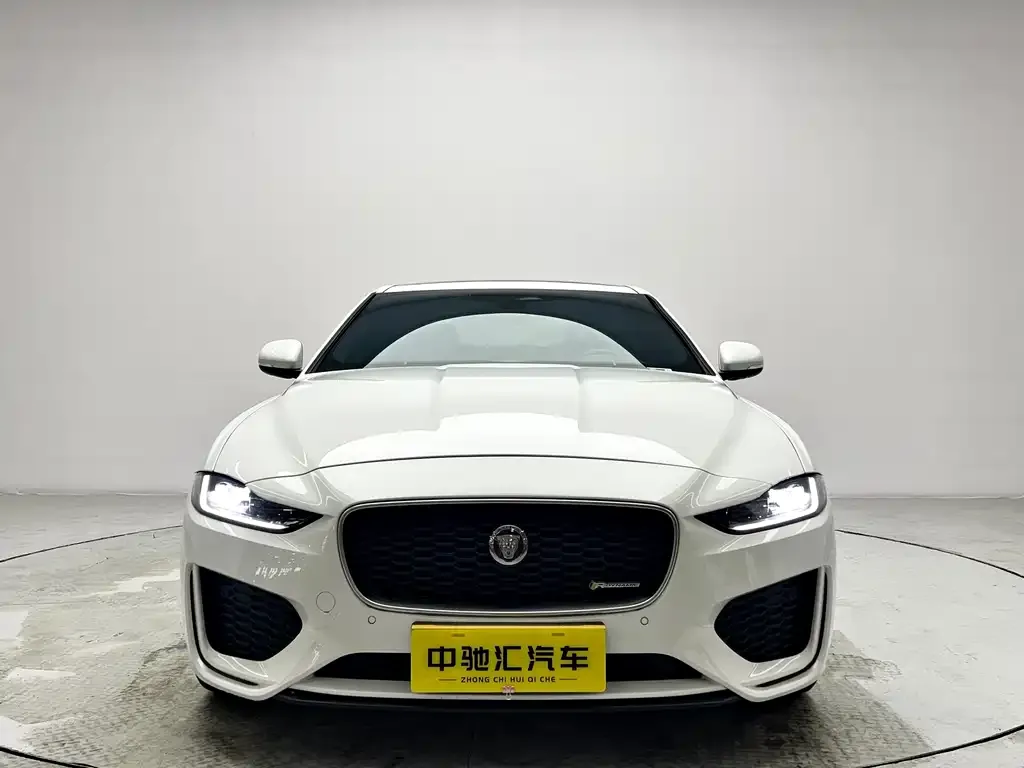 Jaguar XEL — фото 4