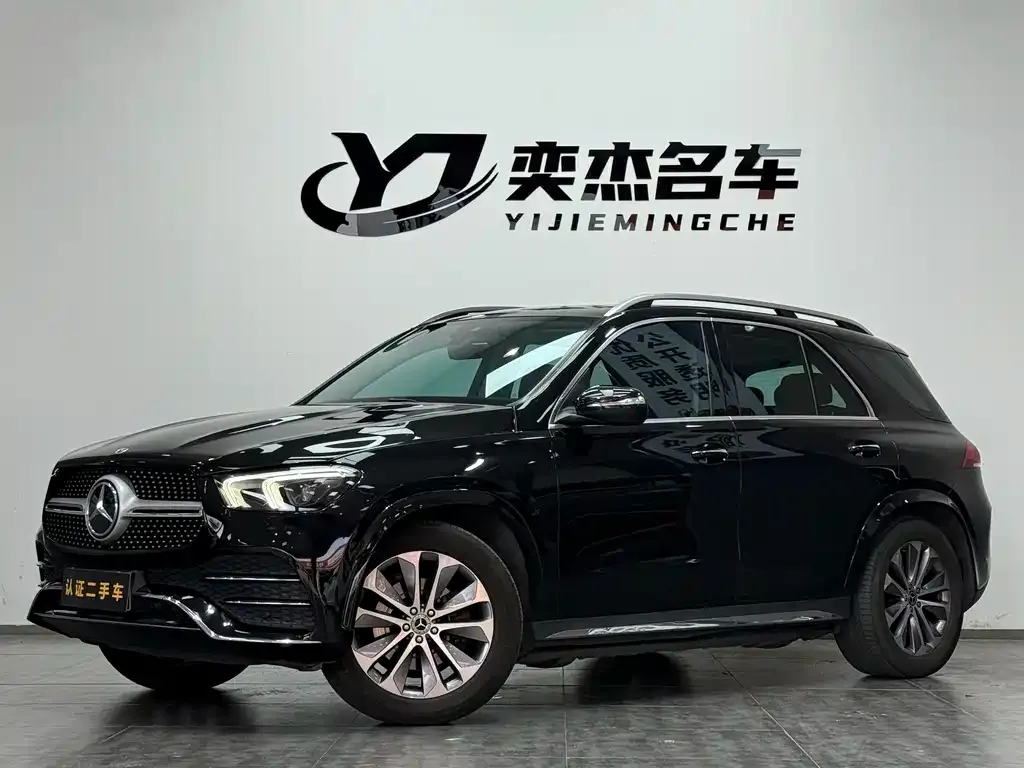 Mercedes-Benz GLE — фото 1