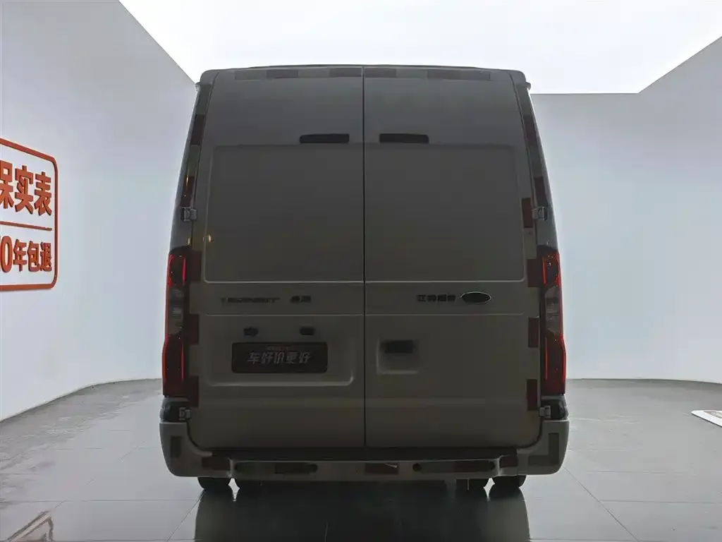 Ford Transit Custom — фото 6