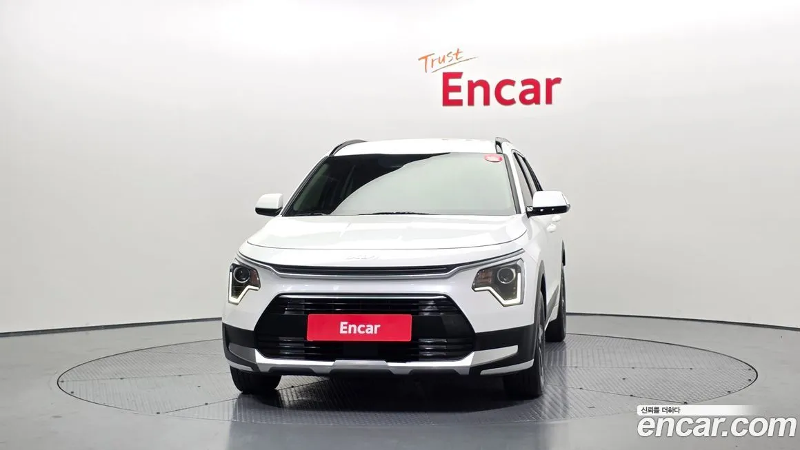 Kia Niro — фото 9