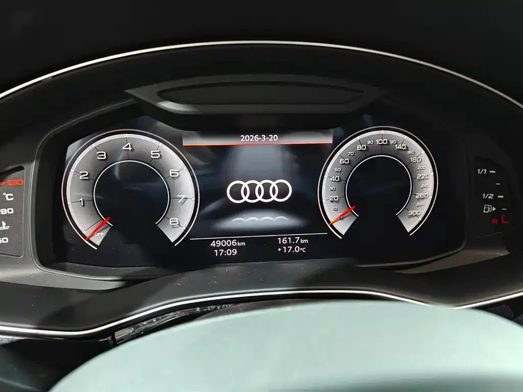 Audi Q7 — фото 5