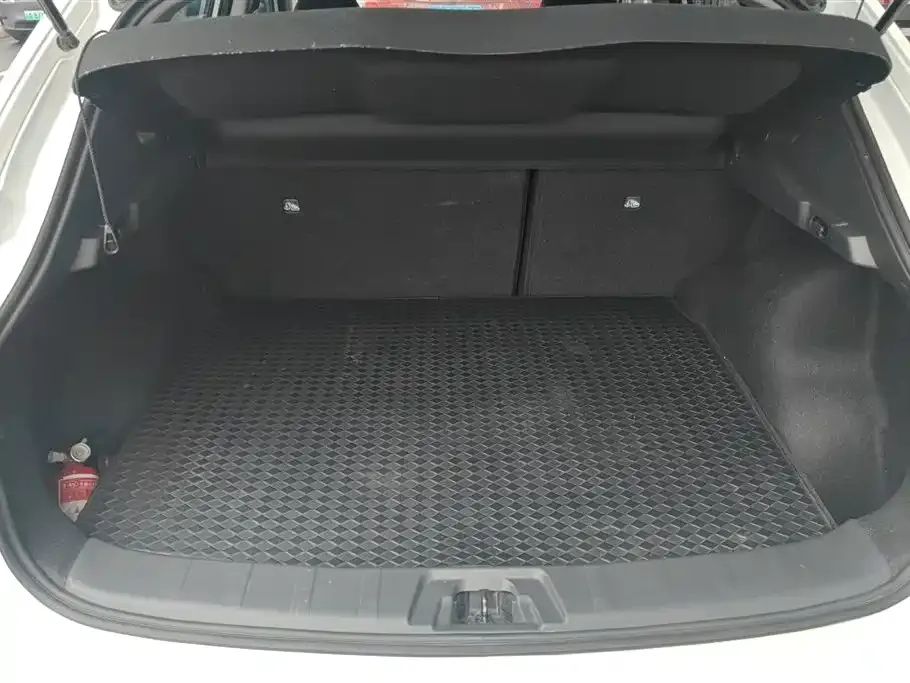 Nissan Qashqai — фото 10
