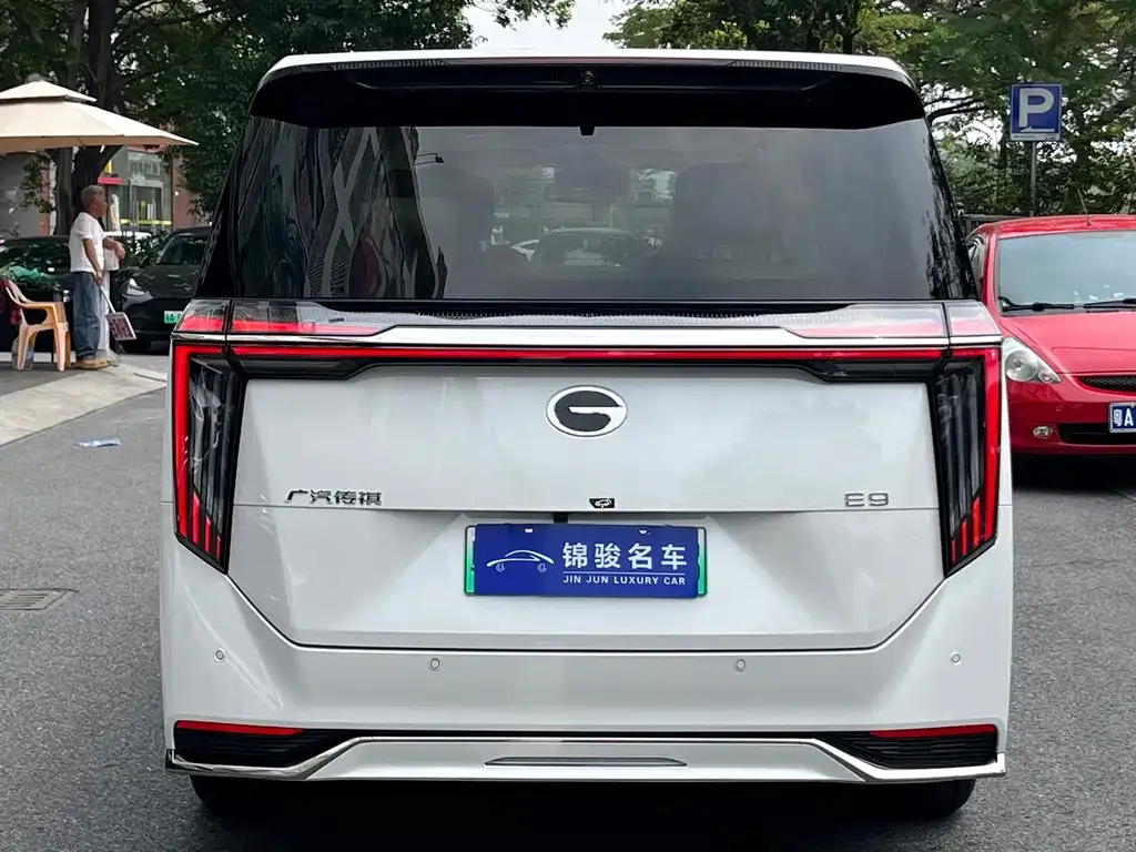 GAC Motor Trumpchi E9 — фото 4