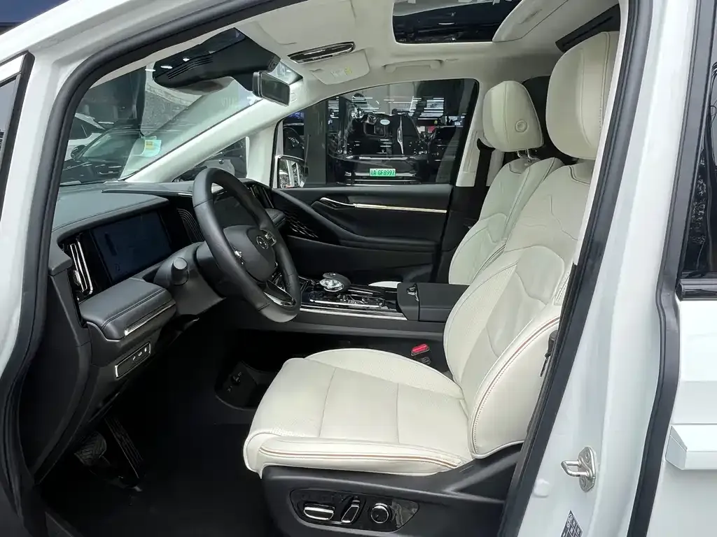 GAC Motor Trumpchi E9 — фото 2