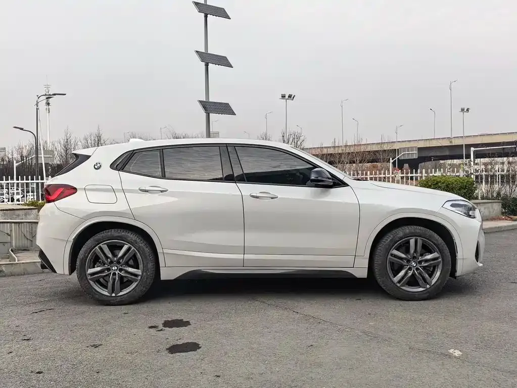 BMW X2 — фото 3