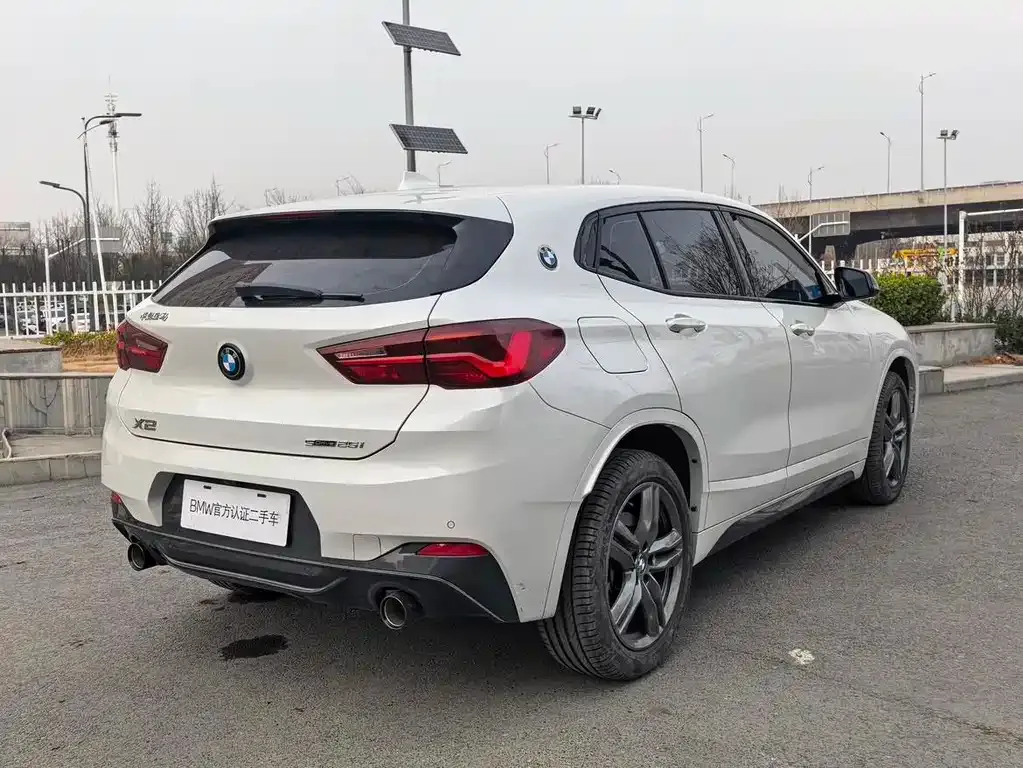 BMW X2 — фото 9