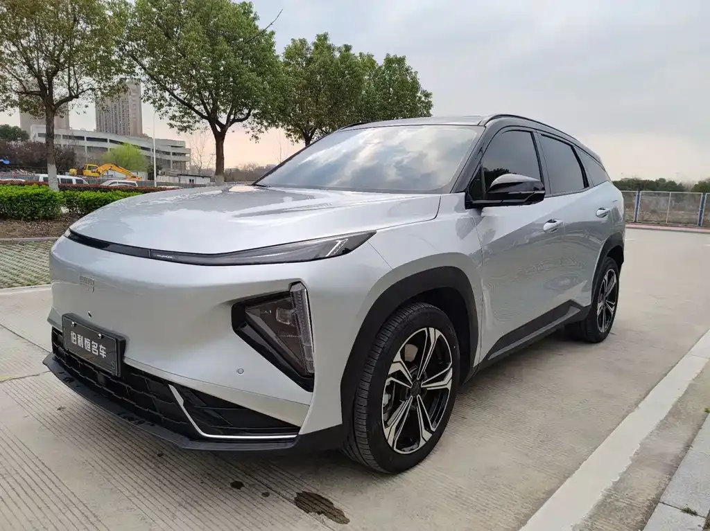 Geely Galaxy L7 — фото 1